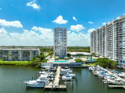 $325,000 | 18041 Biscayne Boulevard, Unit 1404, Aventura, FL 33160