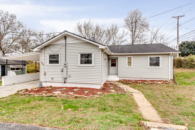 100 Townsend Road Oak Ridge, TN 37830 - Photo 1 of 28 Front of the house