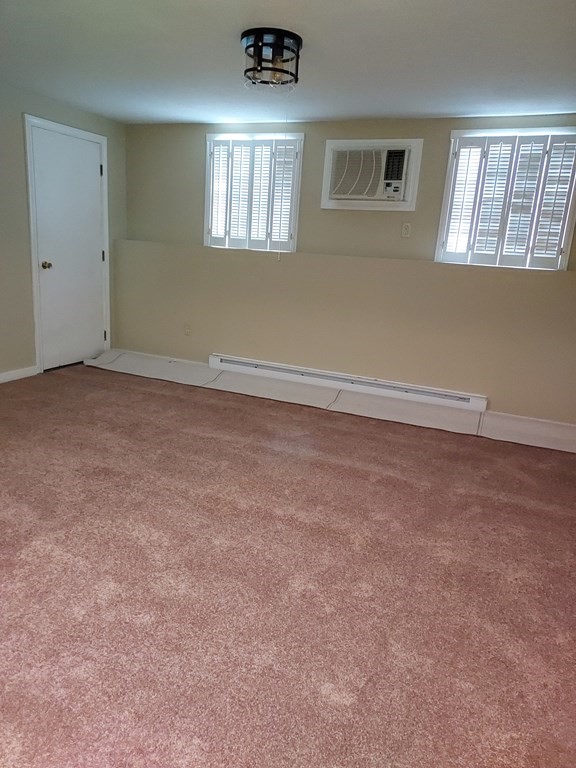 17 Southbridge Road, Unit 2 Dudley, MA 01571 - Photo 5 of 9 Gallery Image 5