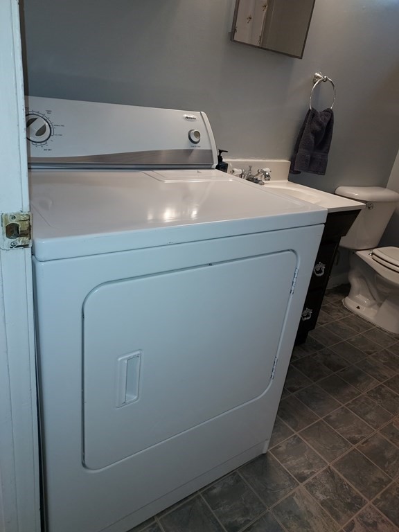 17 Southbridge Road, Unit 2 Dudley, MA 01571 - Photo 8 of 9 Gallery Image 8