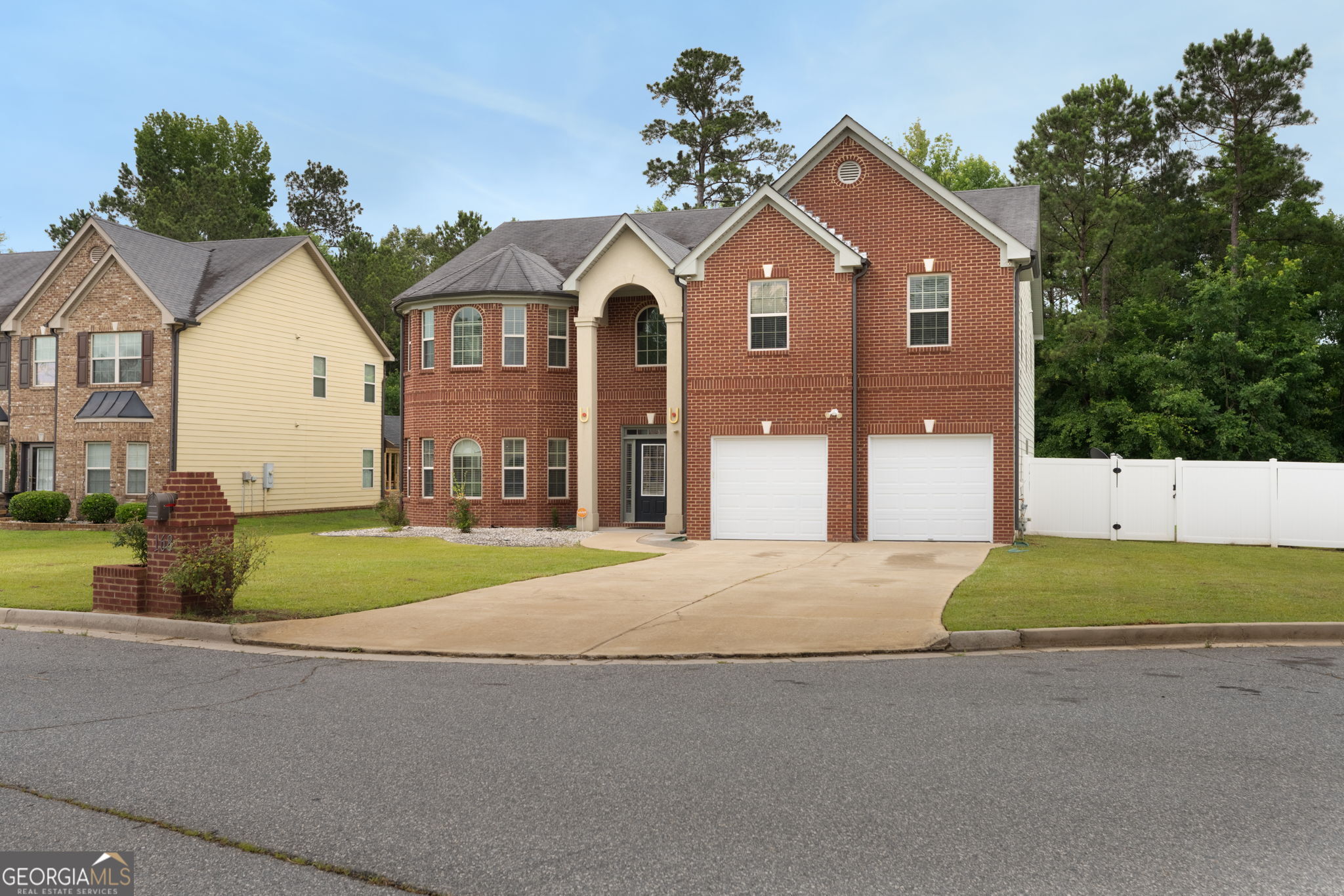 168 Summer Grove Lane Macon, GA 31206 - Photo 2 of 53