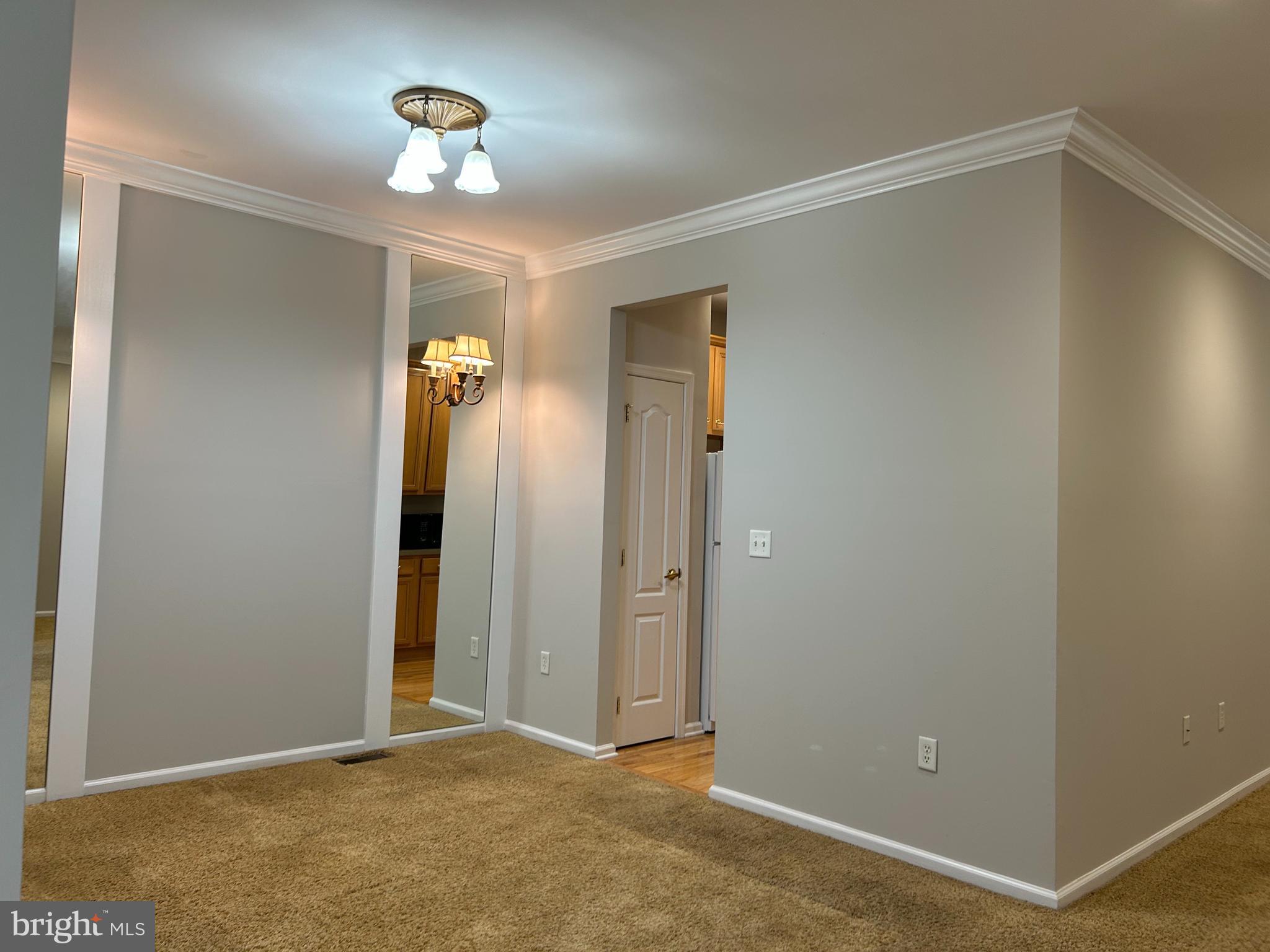 105 Castleton Road Riverside, NJ 08075 - Photo 4 of 32