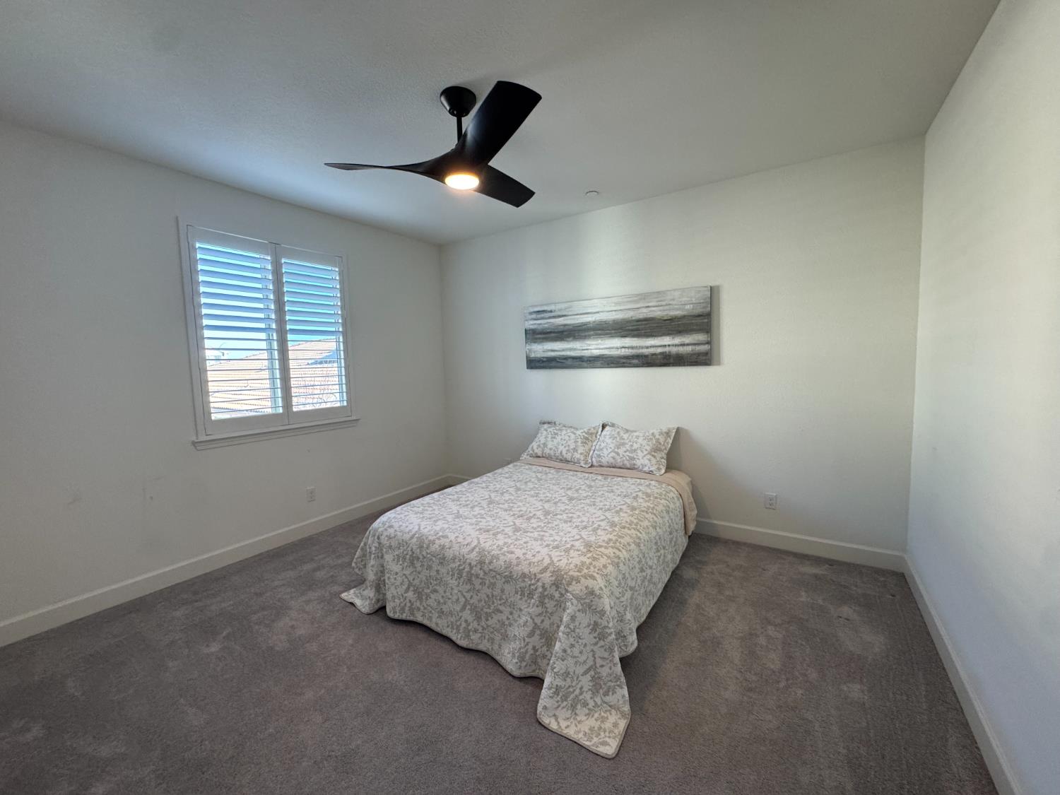 7009 Fox Trot Way Roseville, CA 95747 - Photo 29 of 42 3rd upstairs bedroom