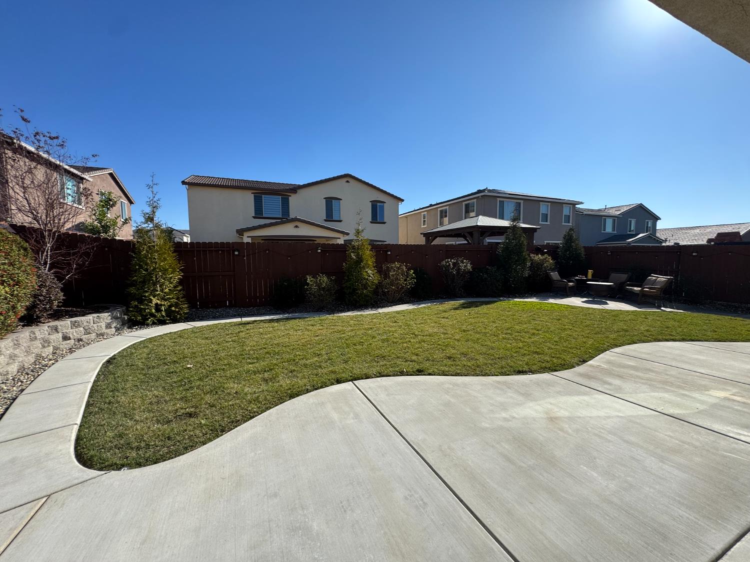 7009 Fox Trot Way Roseville, CA 95747 - Photo 39 of 42 Professionally landscaped back yard