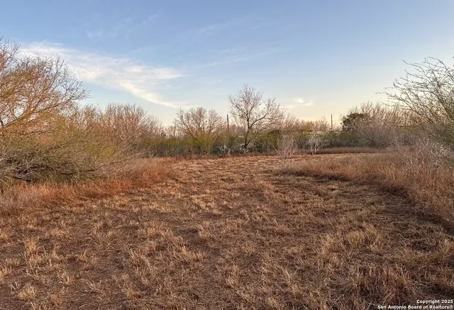 $260,000 | 119 Hidden Lane, Jourdanton, TX 78026