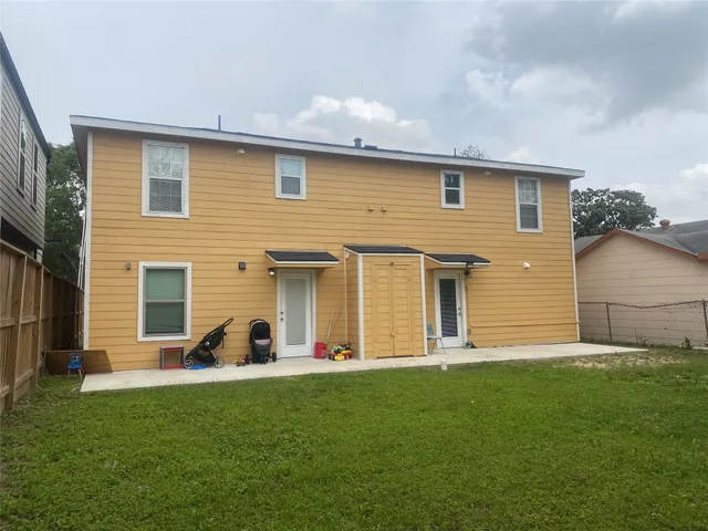 $999 | 5304 Arapahoe Street, Unit 2, Houston, TX 77020