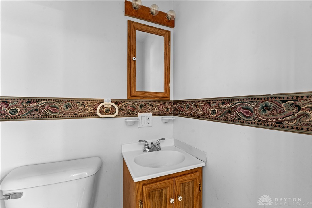 1002 Whitestone Road Xenia, OH 45385 - Photo 20 of 27 Gallery Image 20