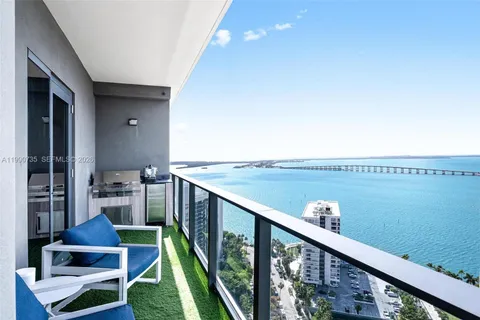 $799,000 | 1451 Brickell Avenue, Unit 2704, Miami, FL 33131