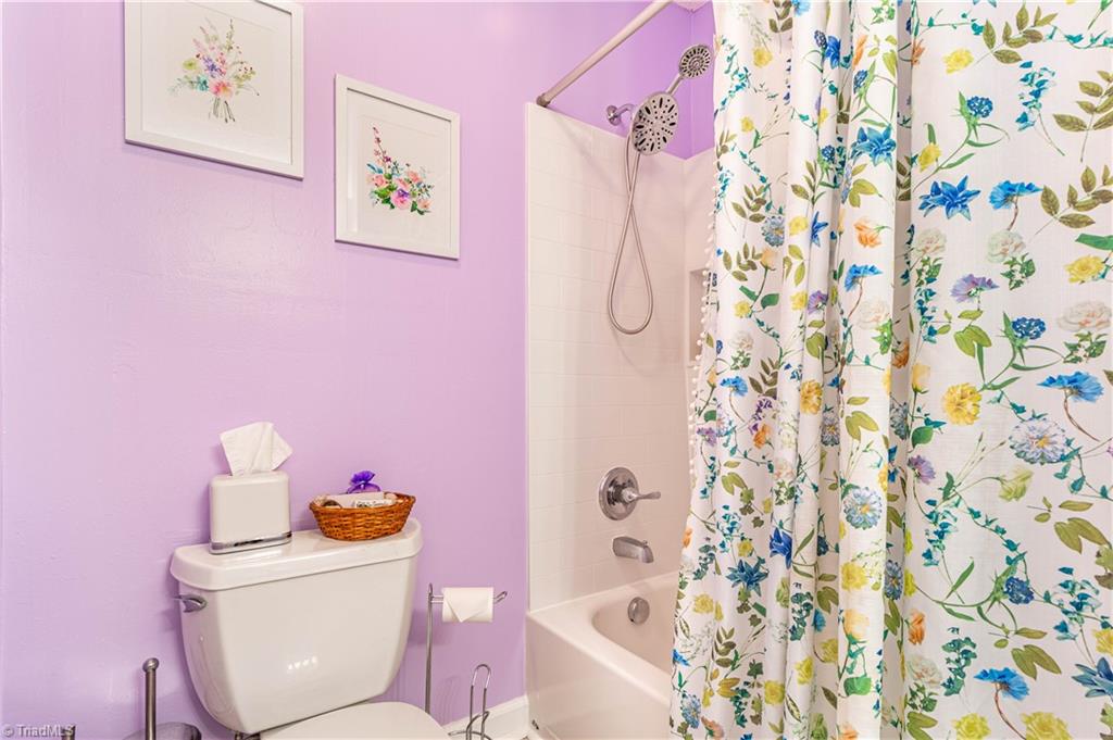 6104 Hunters Ridge Drive Lexington, NC 27295 - Photo 14 of 29 Gallery Image 14