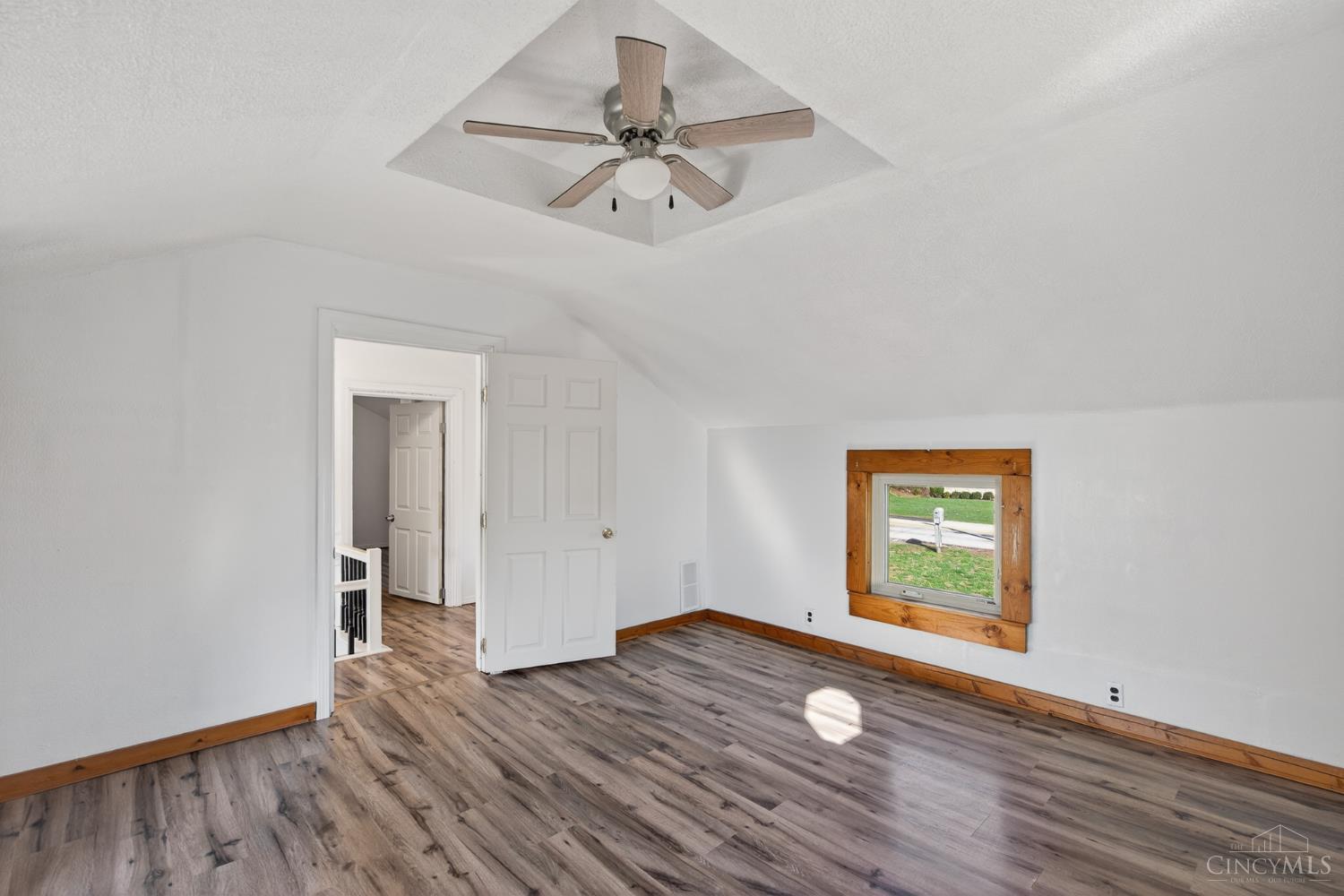 6823 Thompson Road Cincinnati, OH 45247 - Photo 35 of 53