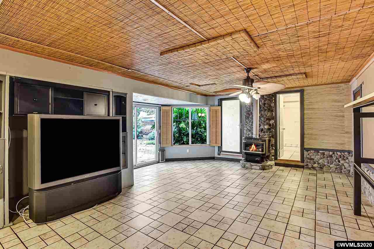 418 Southeast Denver Street Albany, OR 97321 - Photo 16 of 41 Gallery Image 16