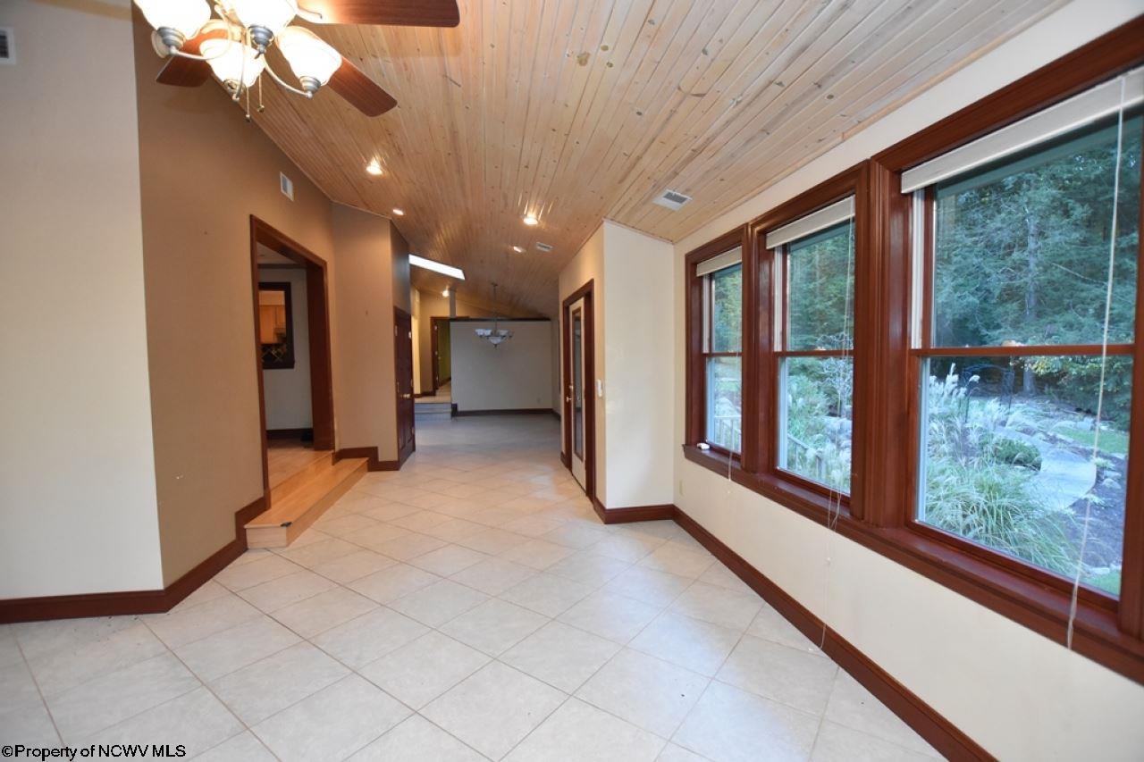 79 Adams Heights Road Morgantown, WV 26508 - Photo 6 of 20 Gallery Image 6