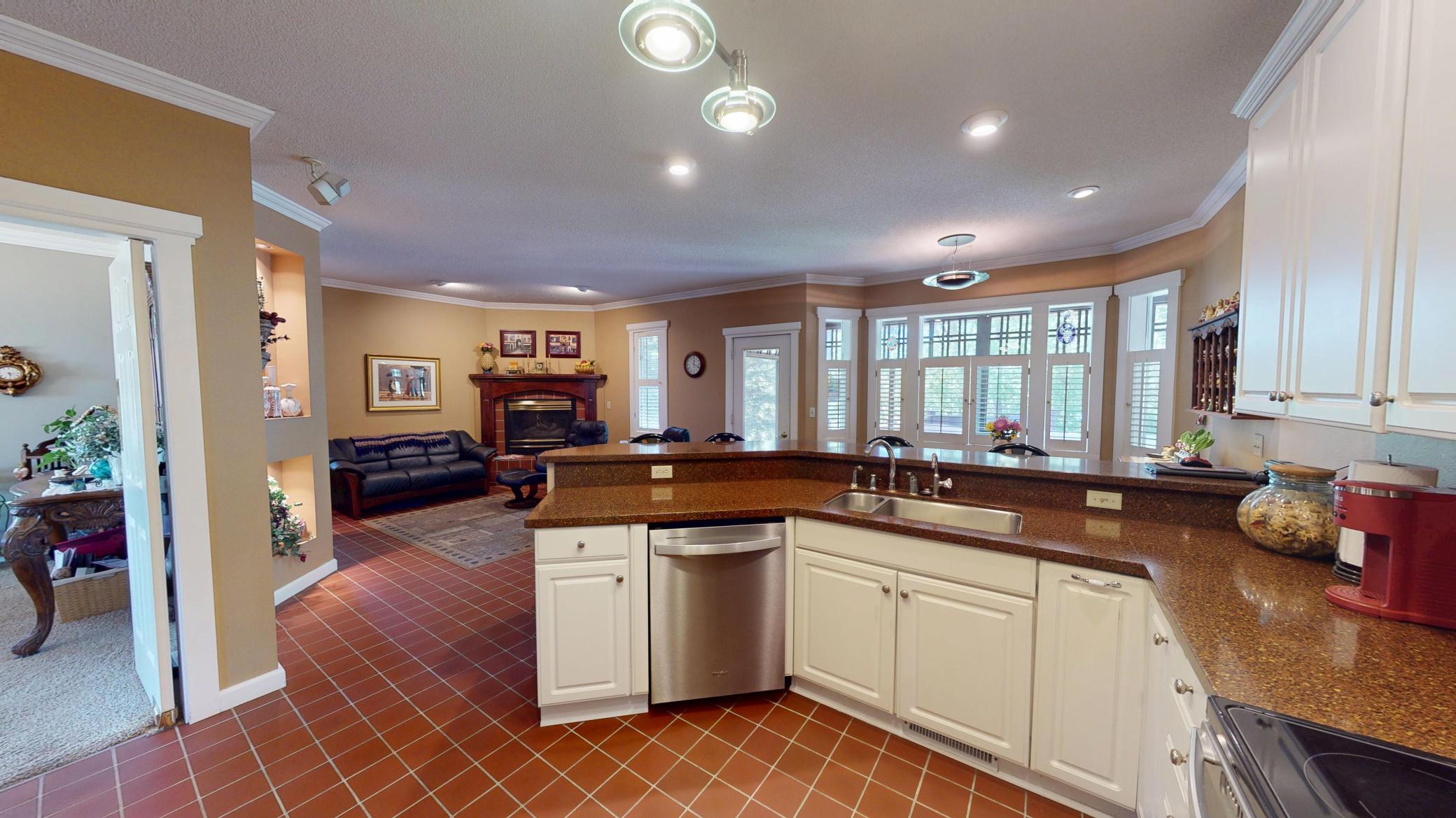 1401 Martin Road Albert Lea, MN 56007 - Photo 9 of 70
