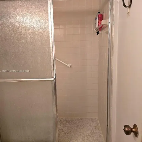 $2,000 | 200 Southeast 5th Avenue, Unit 307, Dania Beach, FL 33004