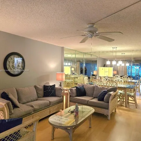 $2,000 | 200 Southeast 5th Avenue, Unit 307, Dania Beach, FL 33004