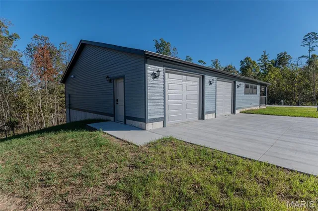 $349,900 | 6517 Highway Vv, Licking, MO 65542