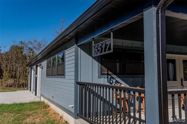 $349,900 | 6517 Highway Vv, Licking, MO 65542
