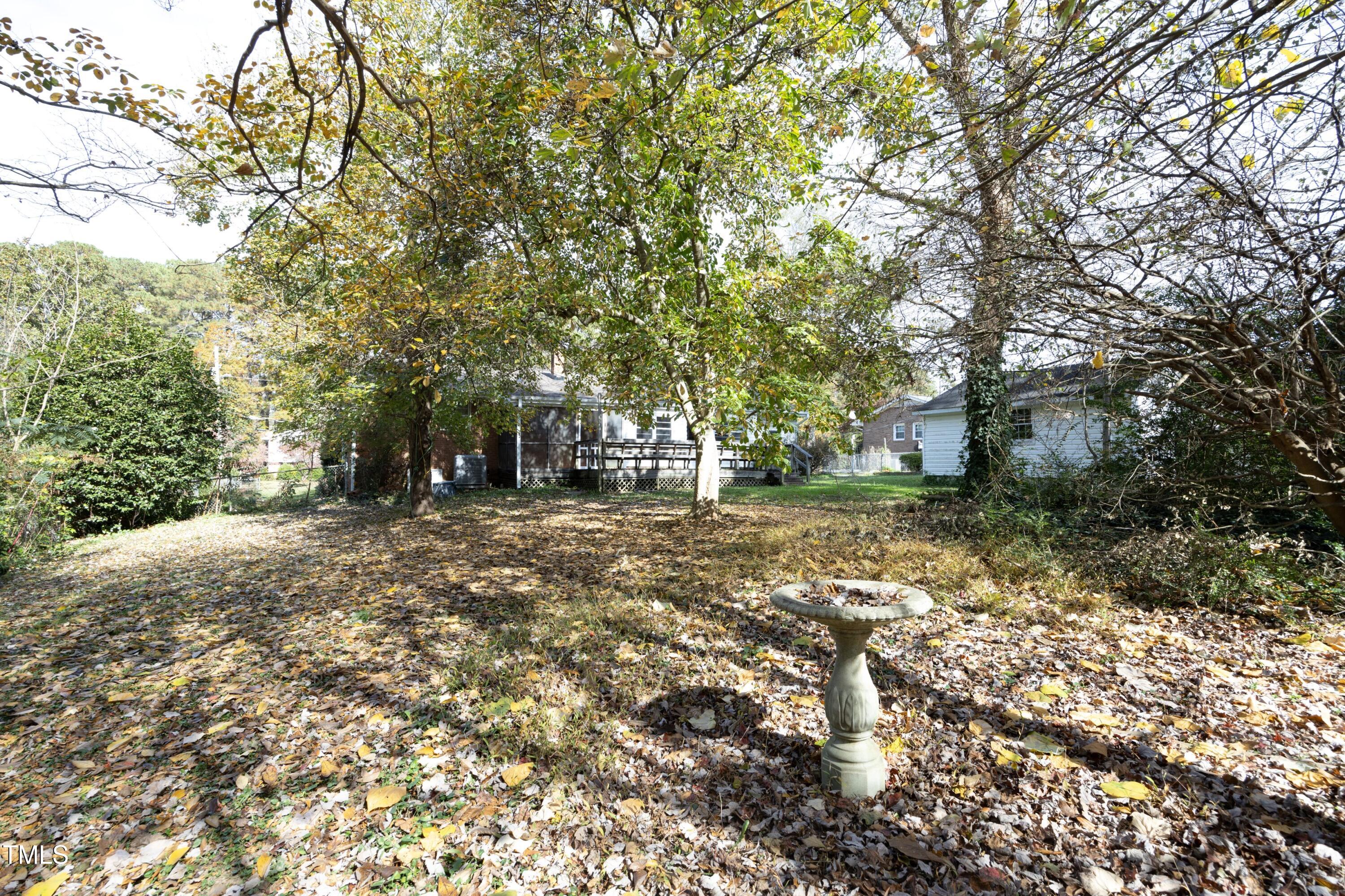 615 Locust Lane Raleigh, NC 27603 - Photo 28 of 28 40Back
