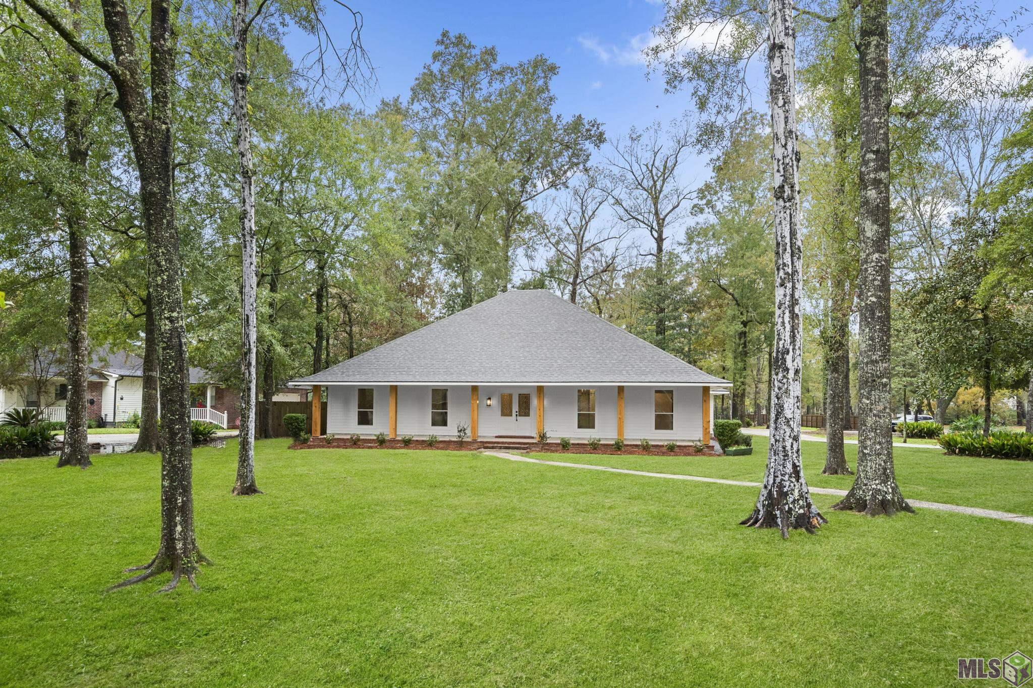 5912 Harness Road St. George, LA 70817 - Photo 2 of 32 Gallery Image 2