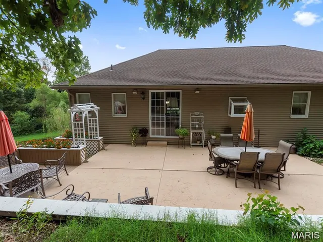 $3,200 | 205 Paul Place, Lebanon, IL 62254