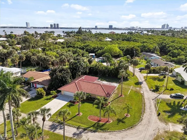 $338,000 | 158 Dow Lane, North Fort Myers, FL 33917