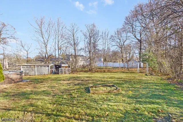 a view of yard with lake view