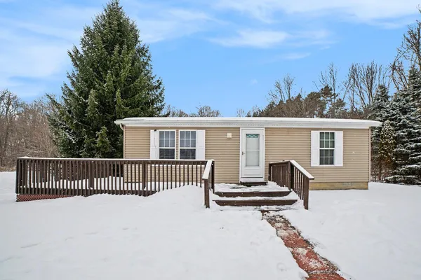 $200,000 | 9912 South Mission Road, Shepherd, MI 48883