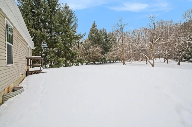 $200,000 | 9912 South Mission Road, Shepherd, MI 48883