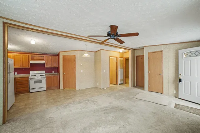 $200,000 | 9912 South Mission Road, Shepherd, MI 48883