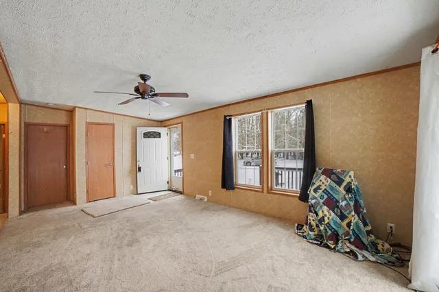 $200,000 | 9912 South Mission Road, Shepherd, MI 48883