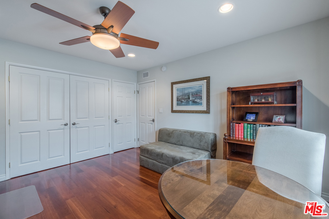 13224 Admiral Avenue, Unit D Marina del Rey, CA 90292 - Photo 19 of 28
