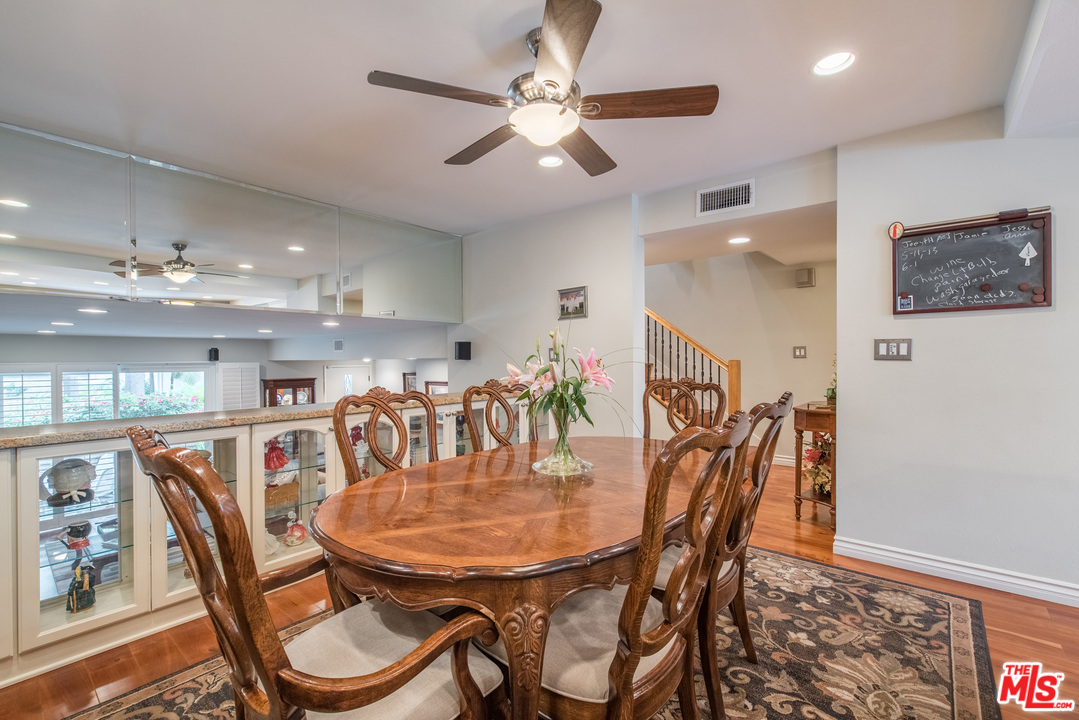 13224 Admiral Avenue, Unit D Marina del Rey, CA 90292 - Photo 6 of 28