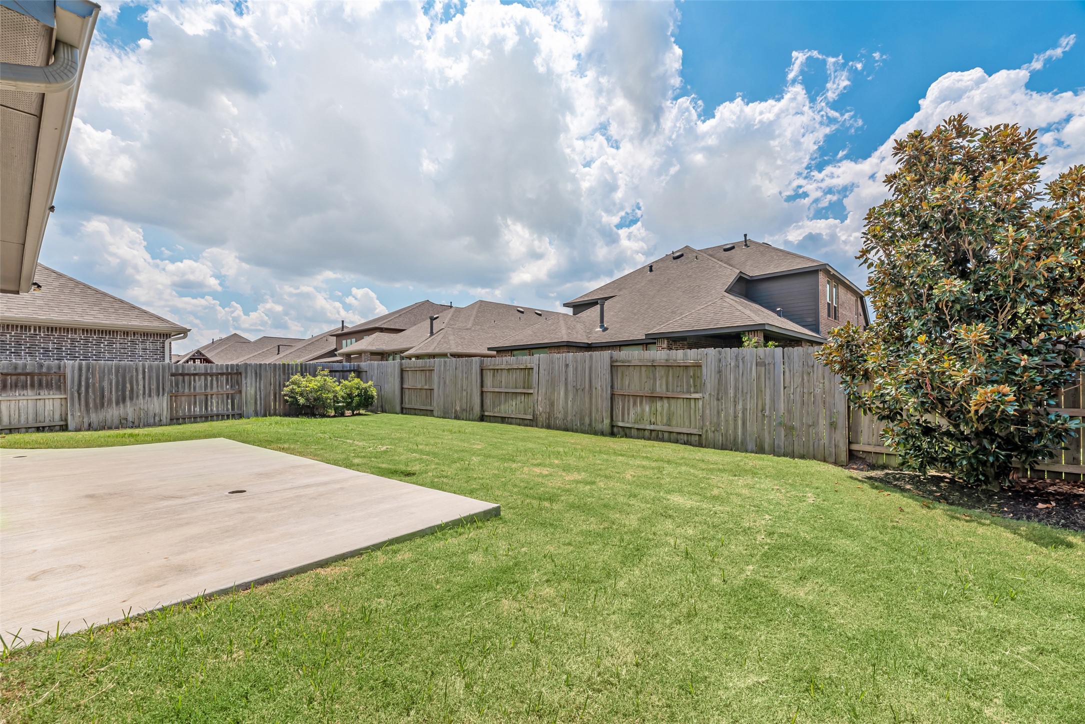 23635 Kingston Ridge Way Katy, TX 77493 - Photo 33 of 36 Perfect for outdoor activities and entertaining.