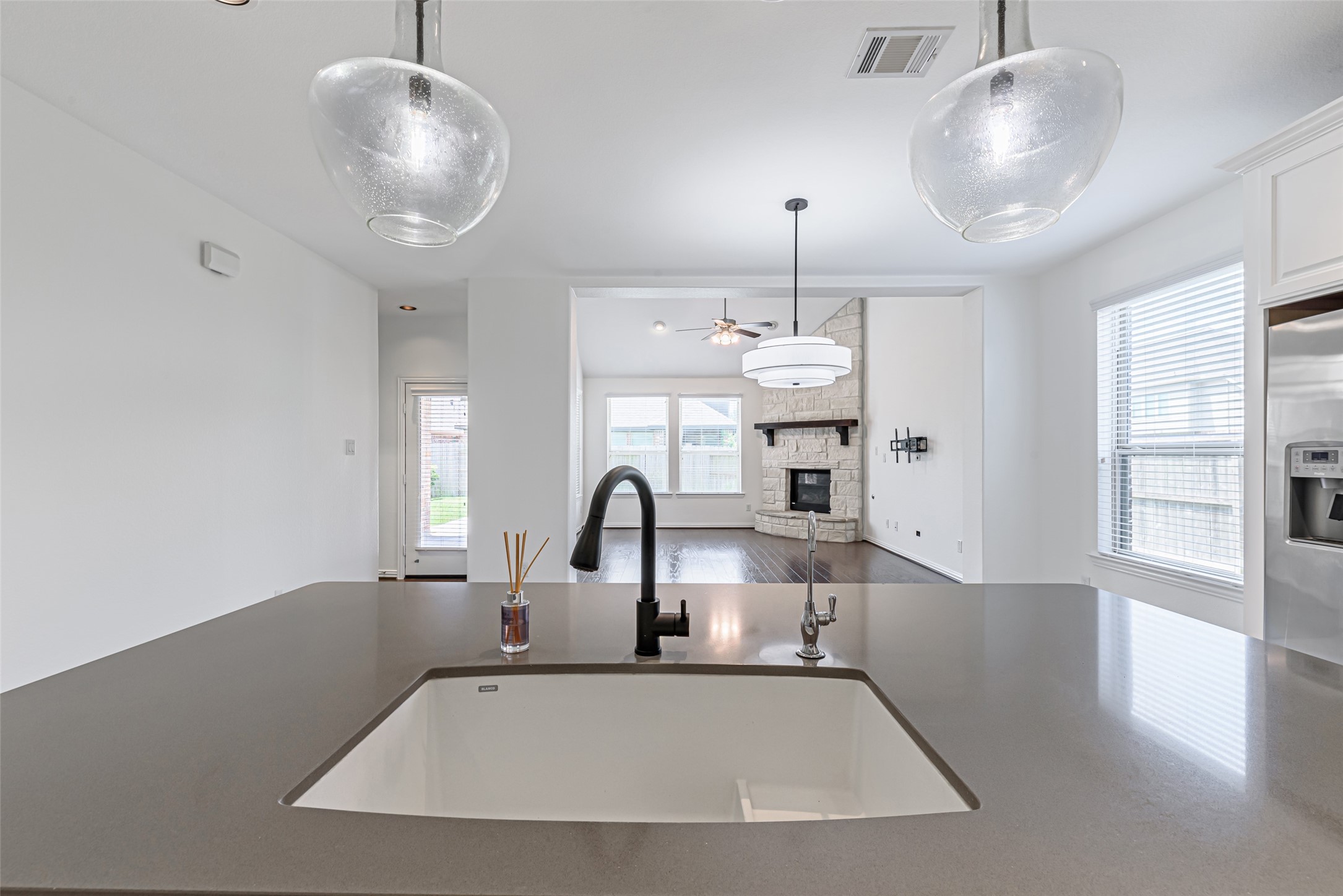 23635 Kingston Ridge Way Katy, TX 77493 - Photo 8 of 36