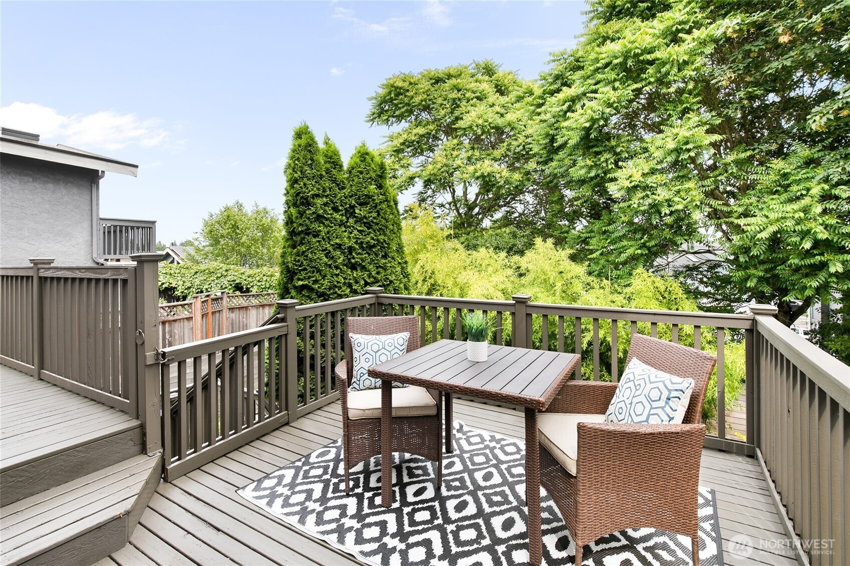 436 27th Avenue East Seattle, WA 98112 - Photo 20 of 40