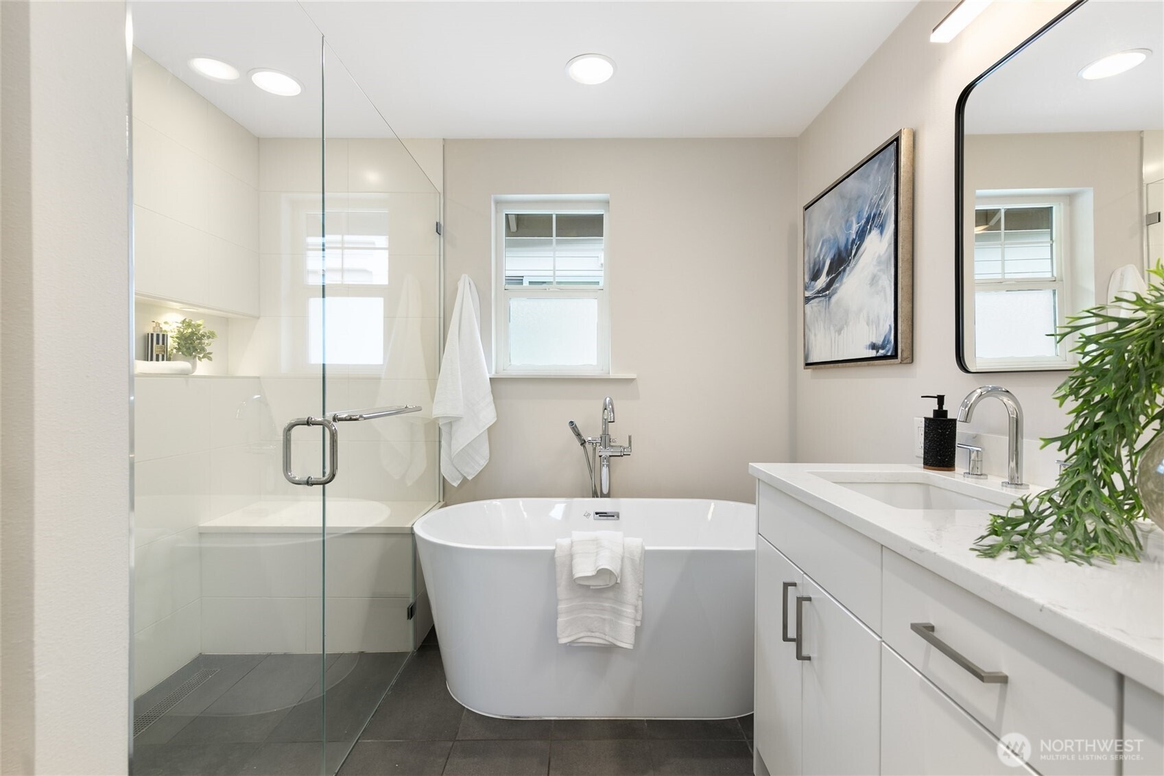 436 27th Avenue East Seattle, WA 98112 - Photo 29 of 40