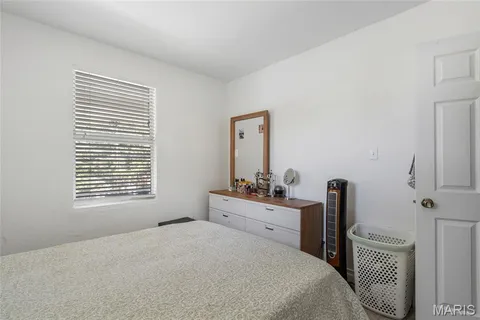 $250,000 | 330 Lithia Avenue, St. Louis, MO 63119