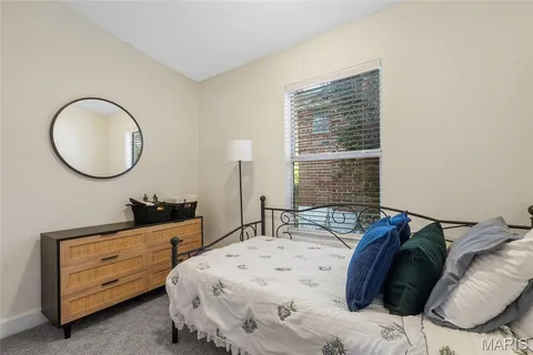 $250,000 | 330 Lithia Avenue, St. Louis, MO 63119