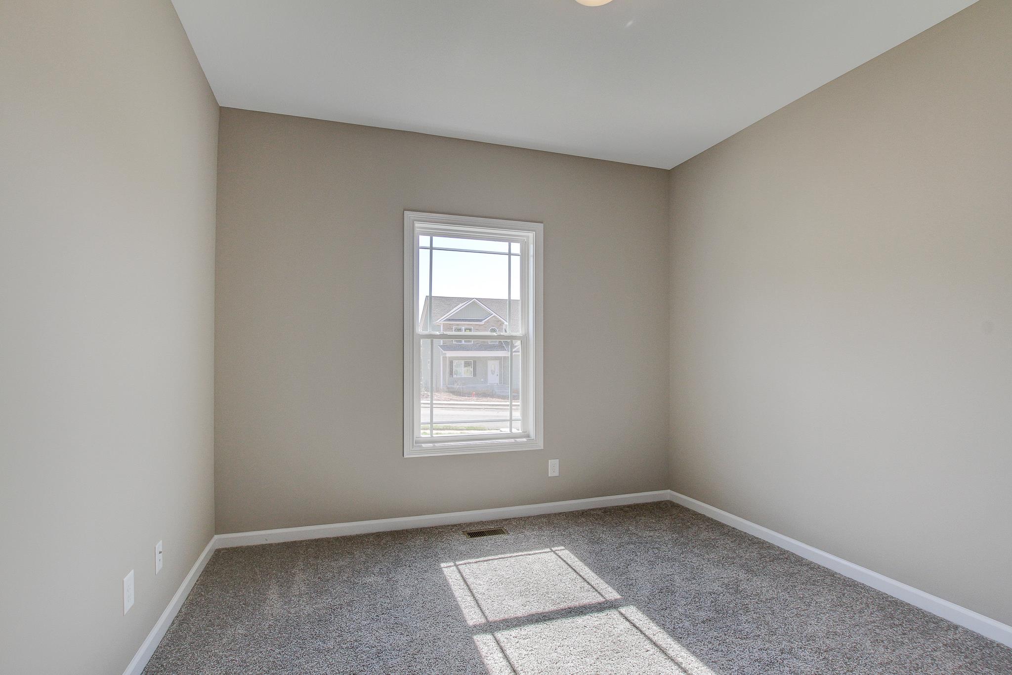 1808 Rains Road Clarksville, TN 37042 - Photo 23 of 26 Gallery Image 23
