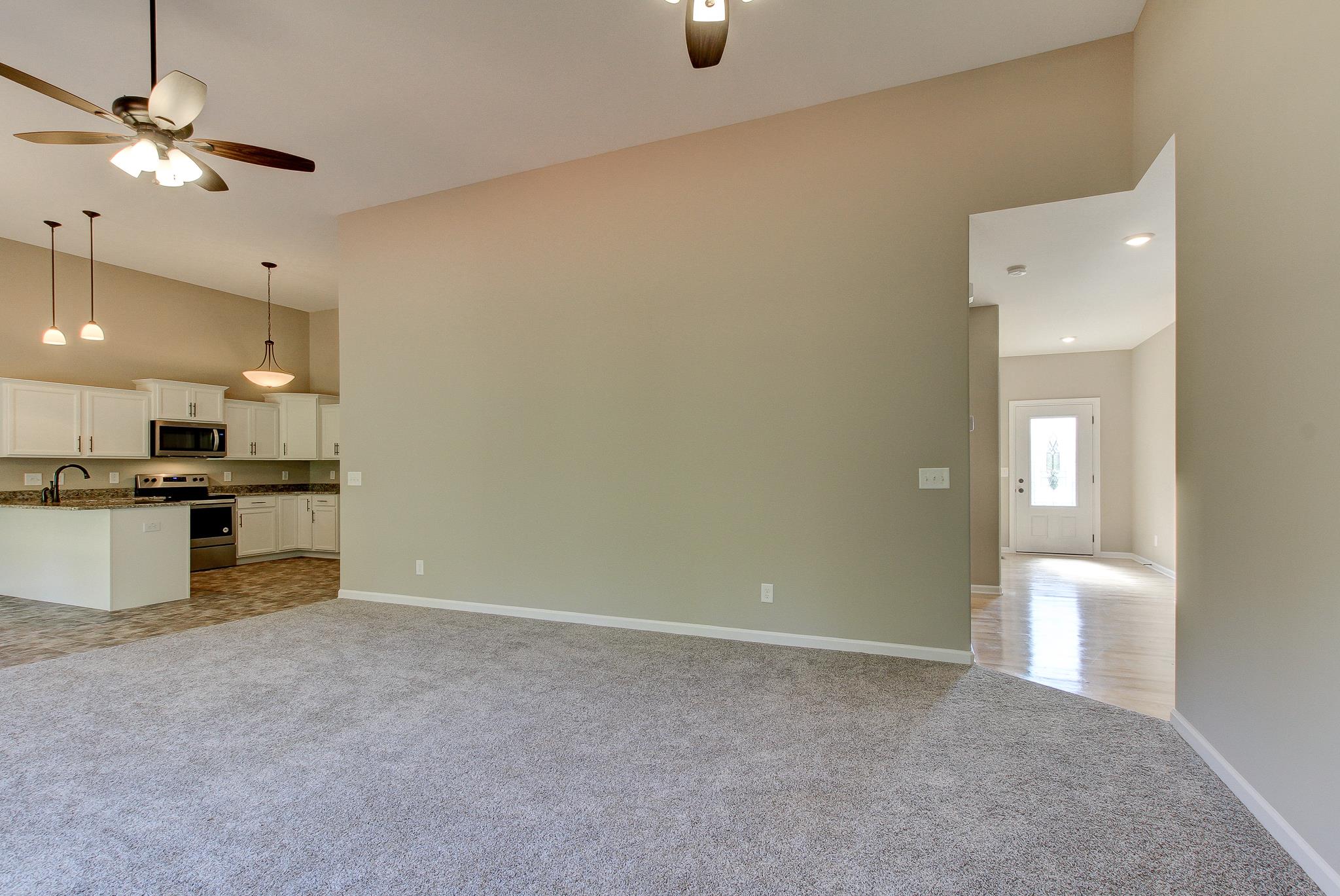 1808 Rains Road Clarksville, TN 37042 - Photo 5 of 26 Gallery Image 5