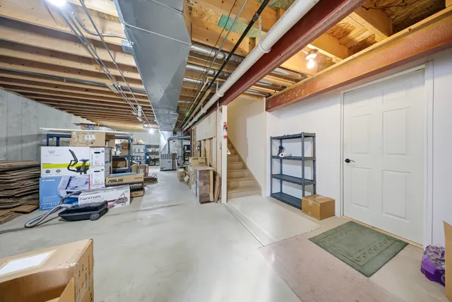 $425,000 | 700 Brighton Drive, Pingree Grove, IL 60140