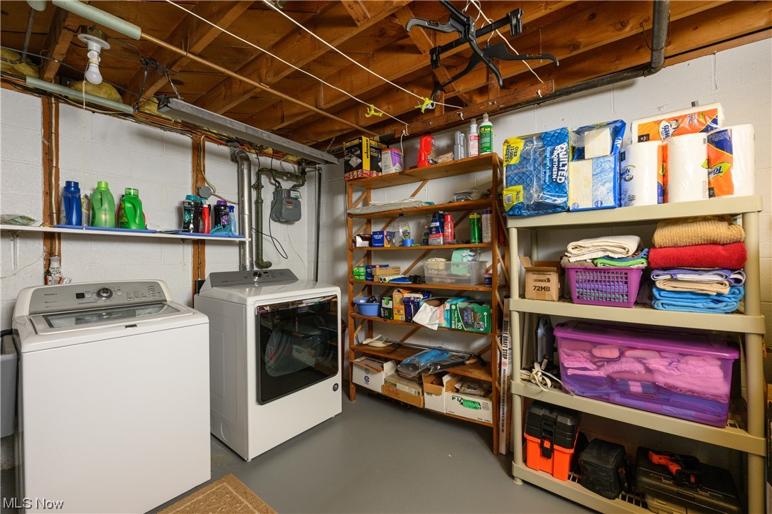 572 Overwood Road Akron, OH 44313 - Photo 25 of 35 Clothes washing area featuring washer and dryer