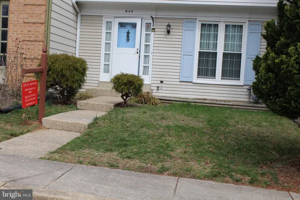 $2,850 | 642 Concerto Lane, Silver Spring, MD 20901
