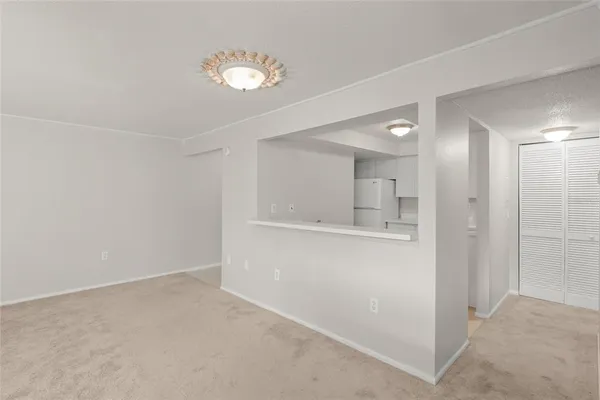 $199,000 | 2121 Wood Street, Unit A103, Sarasota, FL 34237