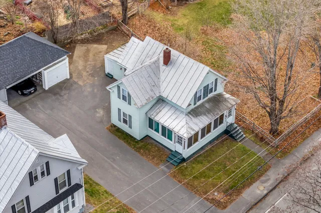 $195,000 | 26 Pleasant Street, Skowhegan, ME 04976