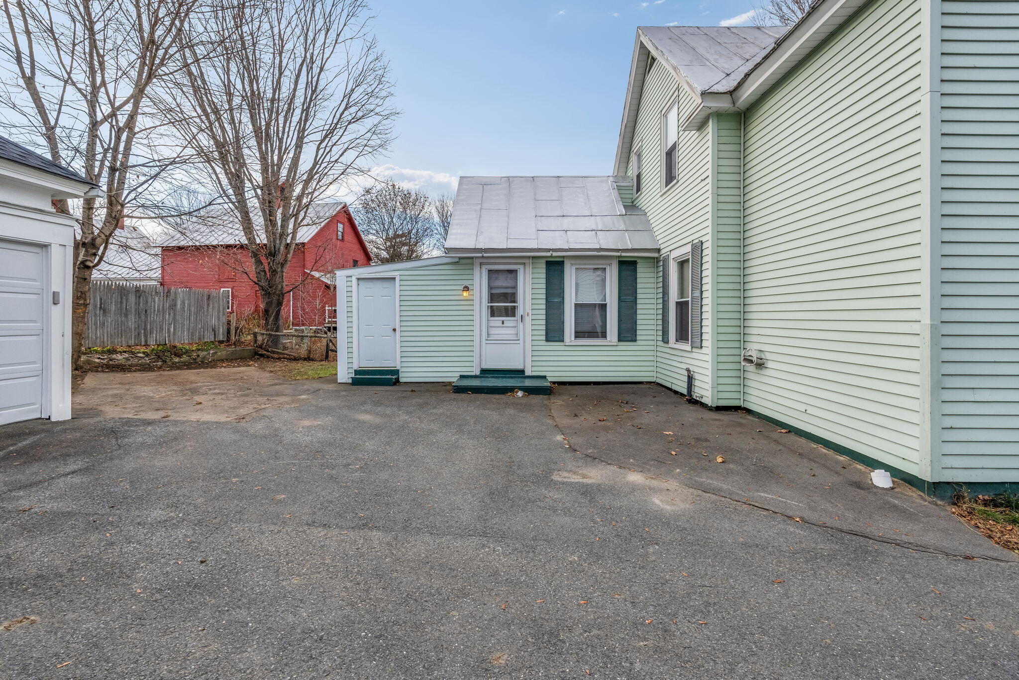 26 Pleasant Street Skowhegan, ME 04976 - Photo 6 of 44 25-web-or-mls-26-pleasant-st