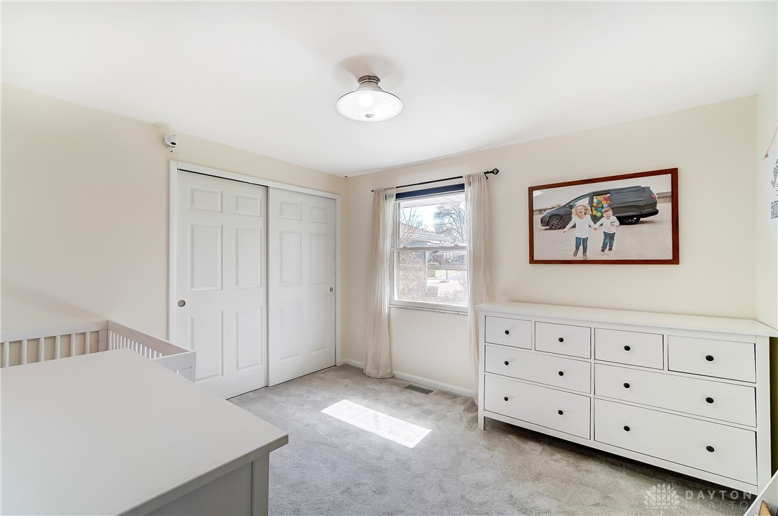 5704 Oak Valley Road Kettering, OH 45440 - Photo 32 of 41 Gallery Image 32