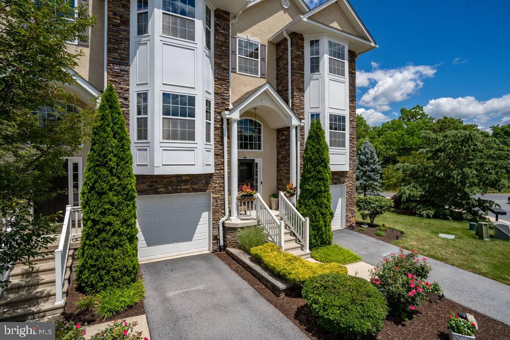 2200 Rising Hill Road Whitehall, PA 18052 - Photo 3 of 50 Gallery Image 3