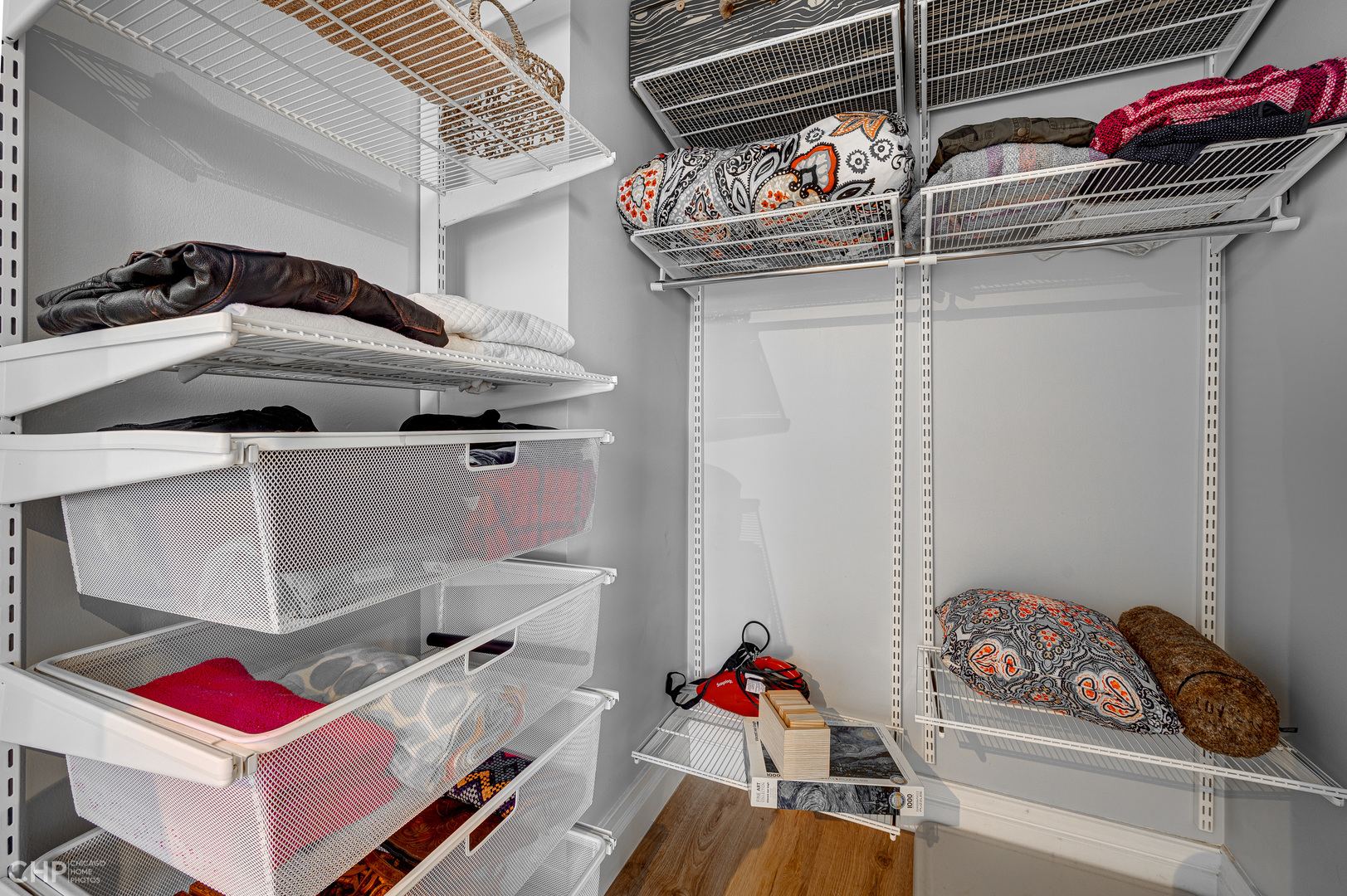 5757 North Sheridan Road, Unit 10G Chicago, IL 60660 - Photo 11 of 11 a utility room with dryer and washer