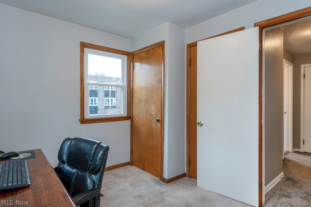 5861 Pearl Road Cleveland, OH 44130 - Photo 25 of 35 Gallery Image 25